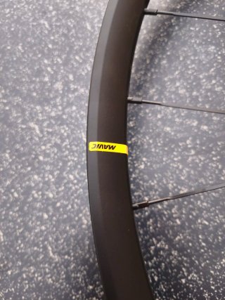 Rueda Mavic *NUEVA* DEEMAX Delantera 29" 6T