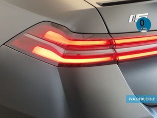 BMW i5 eDrive40 250 kW (340 CV)