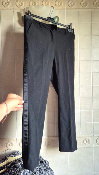 Pantaloni neri eleganti