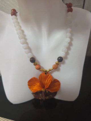 Conjunto Ágata Blanca, Jaspe Rojo y Pendientes