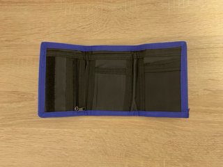 Cartera azul