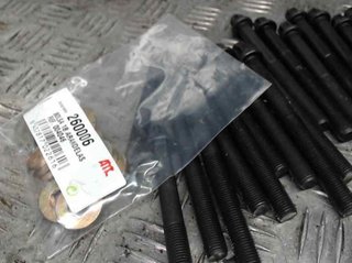 Culata 110405m302 nissan pickup (d22) 384326