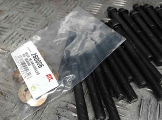Nissan 110405m302 culata pickup (d22) 384328