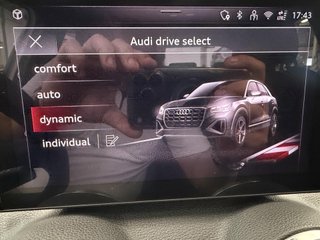 AUDI Q2 30 TDI ADRENALIN