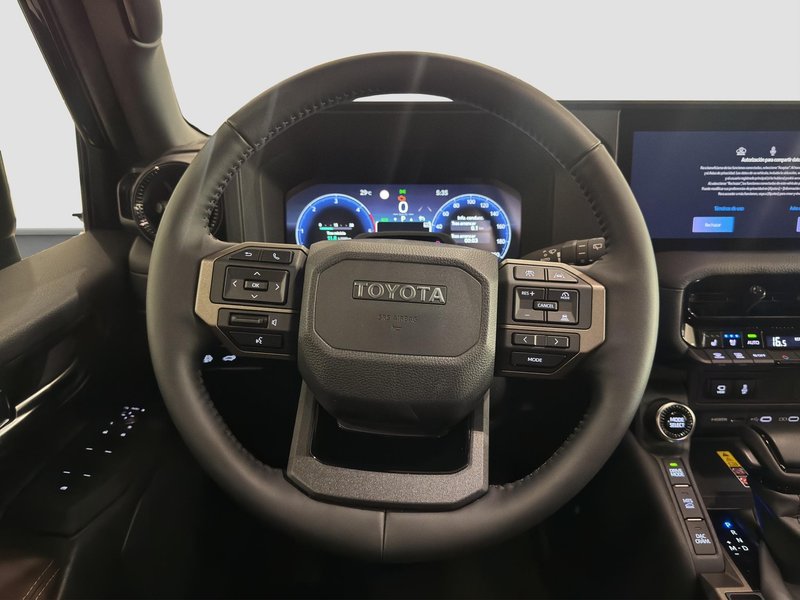 Toyota Land Cruiser 2026, foto 13