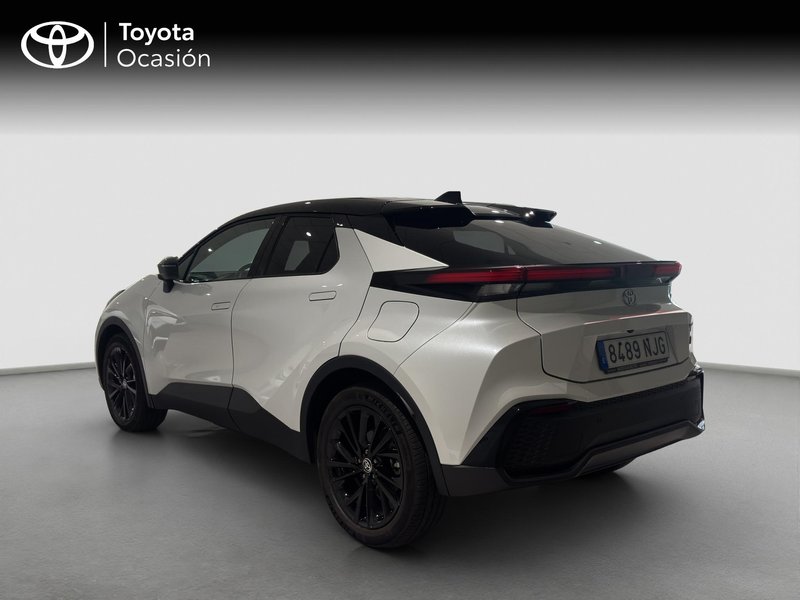 Toyota C-HR 2025, foto 2