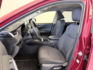 TOYOTA RAV4 5P Advance 220H e-CVT