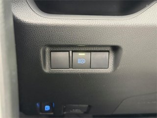 TOYOTA RAV4 5P Advance 220H e-CVT