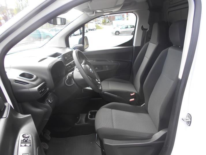 Opel Combo 2022, foto 9
