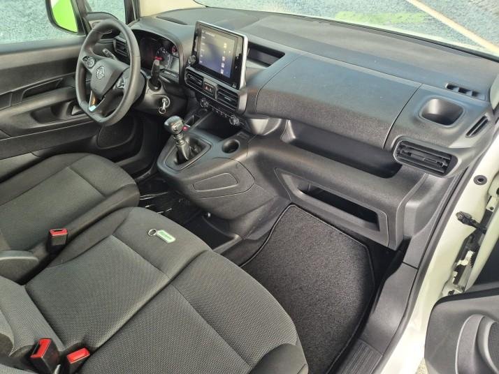 Opel Combo 2022, foto 8