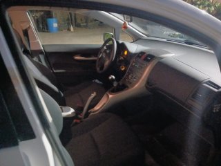 Toyota Auris 2011