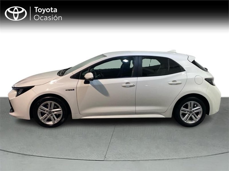 Toyota Auris 2021, foto 3