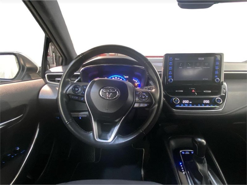 Toyota Auris 2021, foto 9
