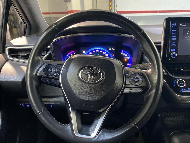 Toyota Auris 2021, foto 13