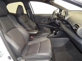 TOYOTA Yaris 1.5 120H Style
