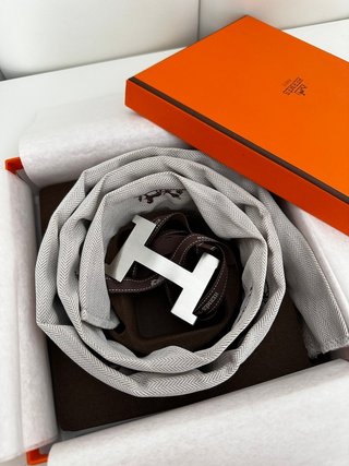 Hermès H Marrón y negro