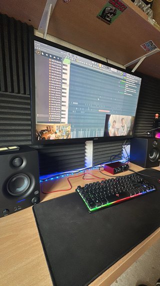 Altavoces de estudio negros