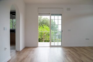 CASA REFORMADA CON PISCINA PRIVADA