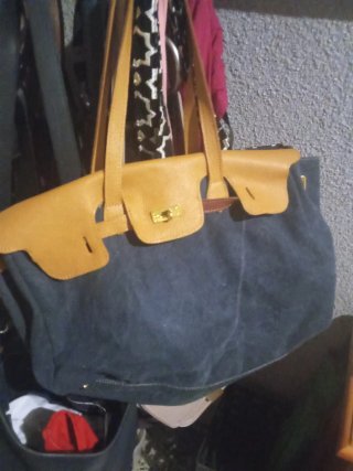 Bolso grande azul y amarillo