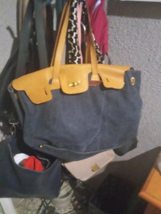 Bolso grande azul y amarillo