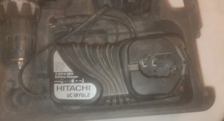Taladro Hitachi 18V con Cargador