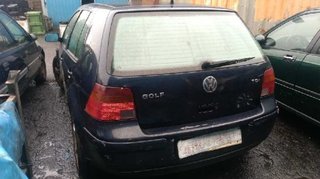 Piloto tras der volkswagen golf iv berlina 470404
