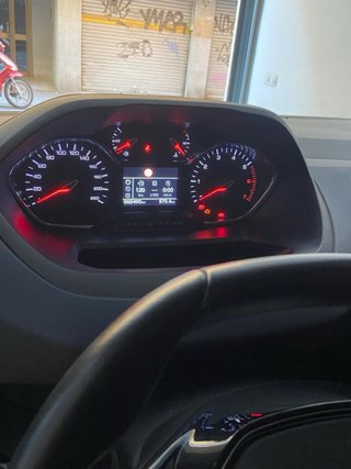 Peugeot rifter long acabado Allure 2020 130 CV