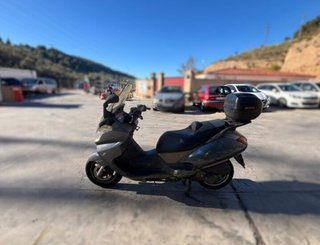 Aprilia 112515 caballete arrecife 125