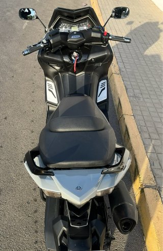 YAMAHA TMAX 530.