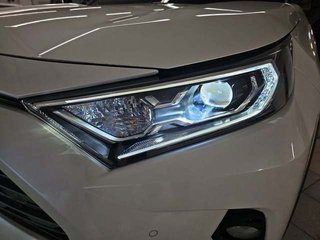 Toyota Rav4 2.5l hybrid Style 4WD 163 kW (222 CV)