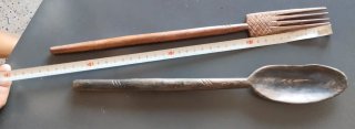 Cuchara y Tenedor de Madera Tallada