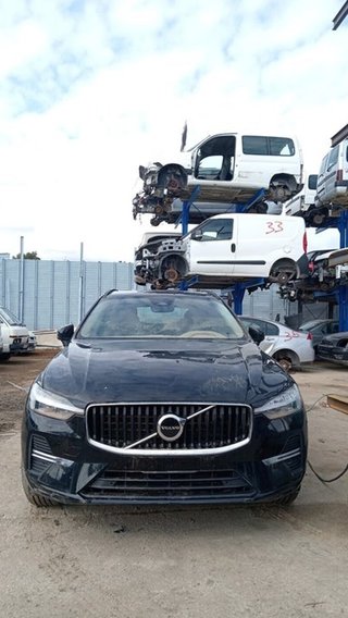 Refuerzo paragolpes del volvo 98784 32348953 xc60
