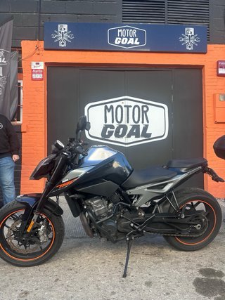 KTM 790 Duke - Limitada en papeles