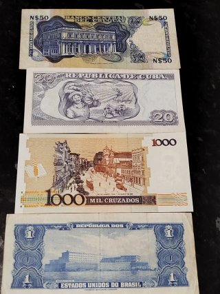 Lote 4 Billetes América: Uruguay, Cuba, Brasil
