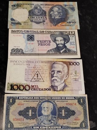 Lote 4 Billetes América: Uruguay, Cuba, Brasil