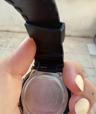 Reloj Casio G-Shock Dorado y Negro