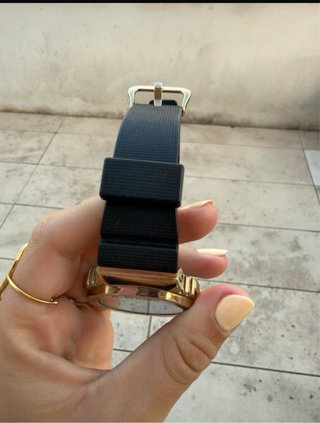 Reloj Casio G-Shock Dorado y Negro