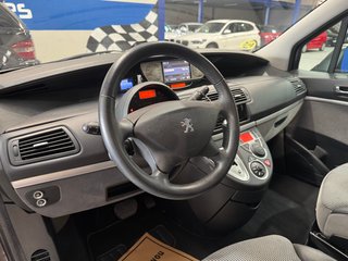 Peugeot 807 2.0 hdi