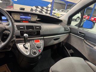 Peugeot 807 2.0 hdi