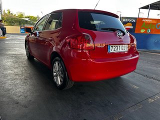 Toyota Auris 2010