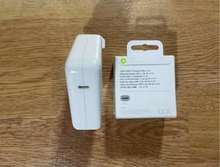Cargador Apple MacBook Pro 61W + Cable USB-C