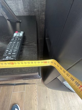 Conjunto comedor madera nogal y aparador incluido