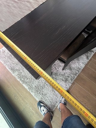 Conjunto comedor madera nogal y aparador incluido