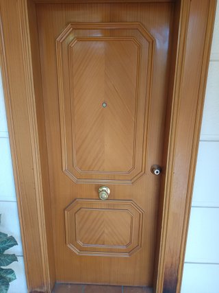Puerta Acorazada de entrada Casa. Medidas 83x204cm