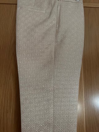 Pantalón pitillo Cortefiel beige/dorado a estrenar