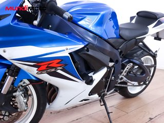 SUZUKI GSX-R 600 K10