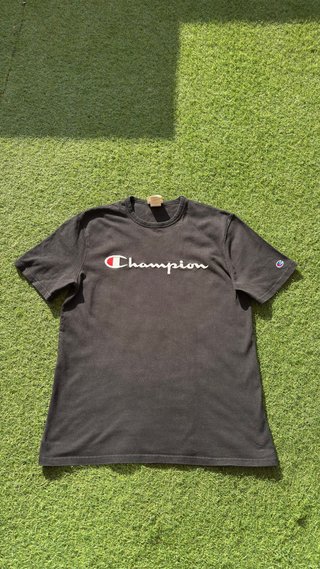 Camiseta Champion Logo Script Grande Negra Talla L