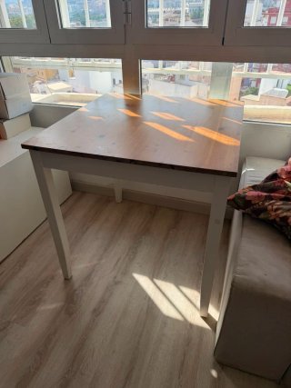 Mesa de comedor Ikea madera