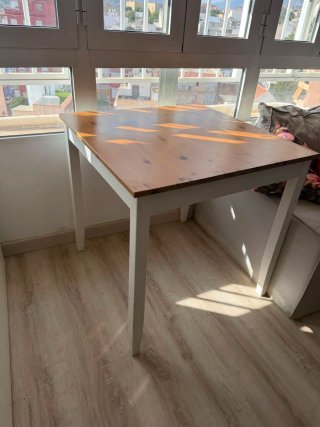 Mesa de comedor Ikea madera