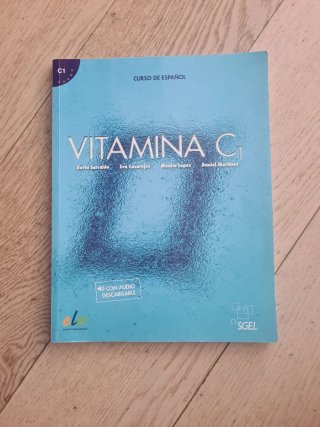 Curso de Español, libro, Vitamina C1
